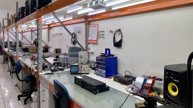 SOUL MUSIC ASSISTÊNCIA TÉCNICA - ASSISTÊNCIA TÉCNICA DE MICROFONES - CONSERTO DE MICROFONES SHURE SENNHEISER KARSECT TSI AUDIO TECHNICA SONY BOYA AKG BEHRINGER RODE JWL LYCO - 4